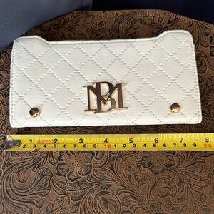 Badgley Mischka White Quilted Wallet